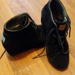 Toms booties